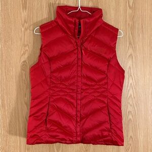 The North Face 550 Bright Red Insulated Puffer Quilted Vest